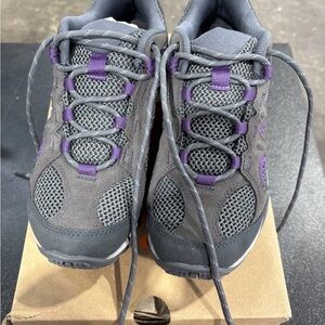 MERRELL WOMEN'S YOKOTA 2 HIKING SHOE - SIZE: WOMEN 7 GRANITE